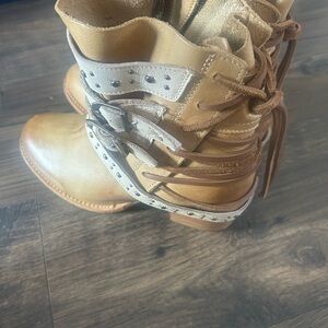 Freebird by Steven Tan and Cream Heeled Boots